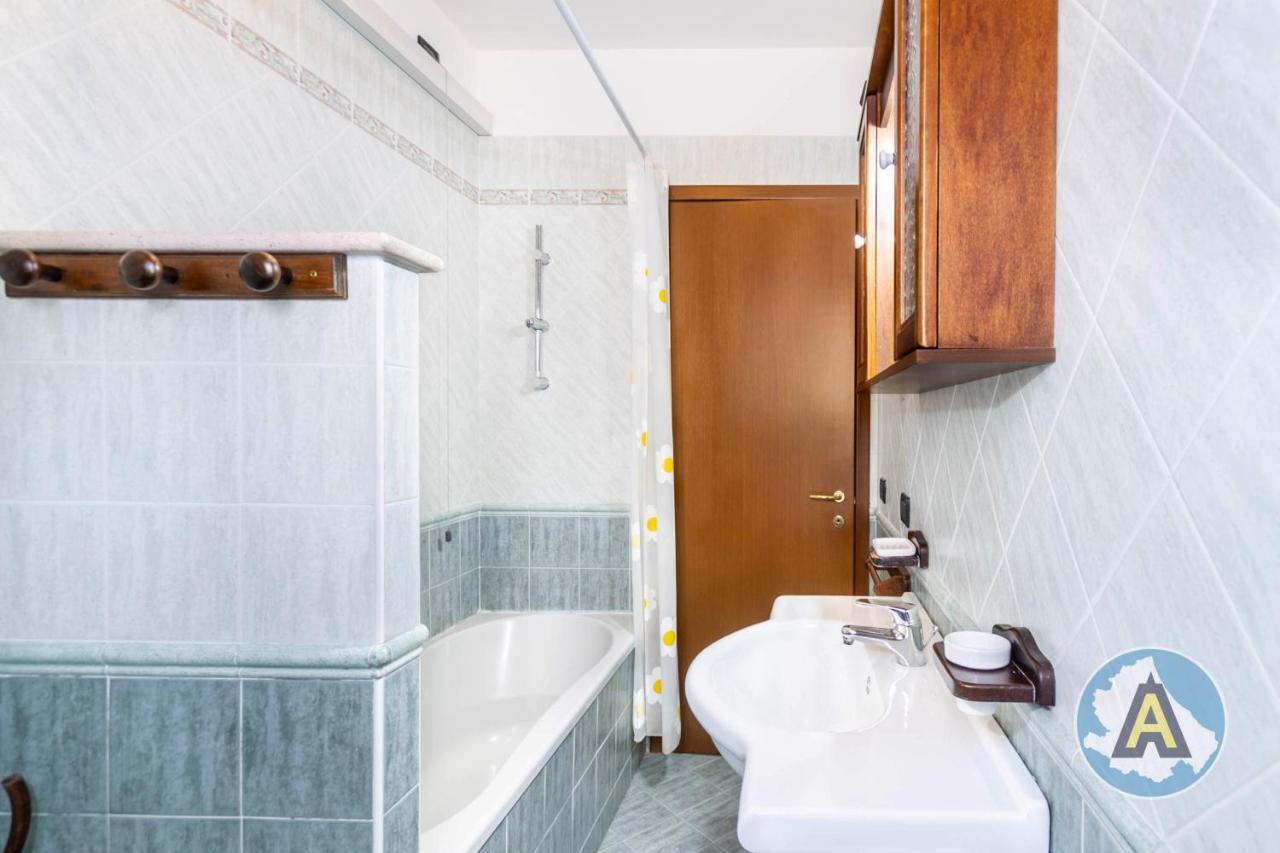 Luminoso A Due Passi Dal Mare 51A Apartment Montesilvano Ngoại thất bức ảnh